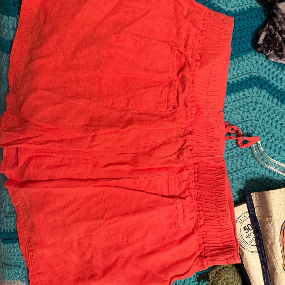 Women's Coral Shorts